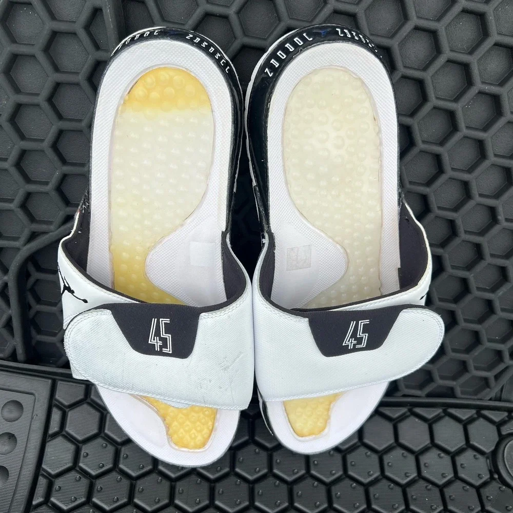 Nike Air Jordan Hydro 11 XI White Concord Space Jam #45 Slides Men's Size 13